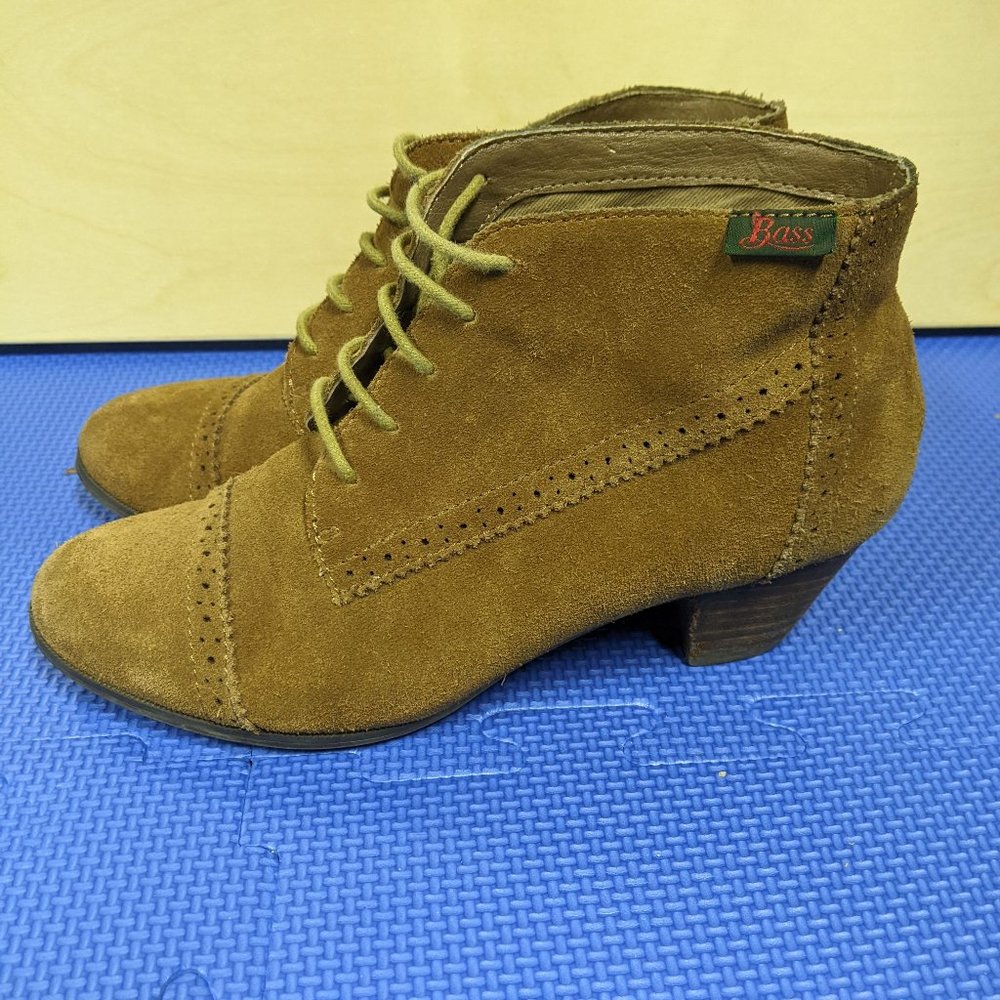 Women's Oxford Style Boots size 8 - Suede & Leather - G.H. Bass & Co.